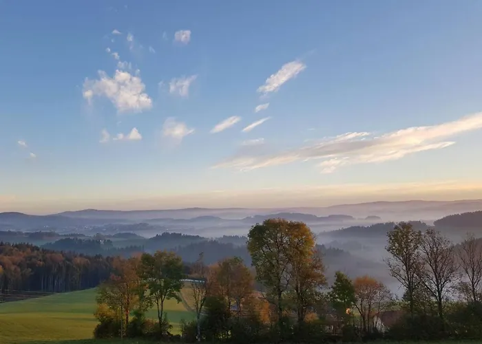 Im Muehlviertler Panorama Vierseithof Lembach im Muhlkreis